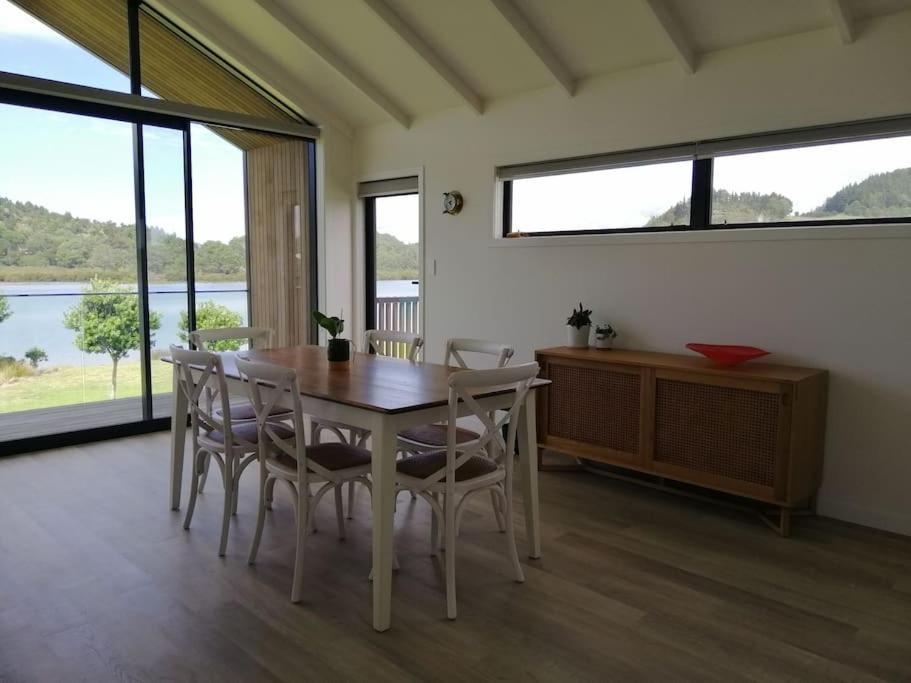 Purangi Waterfront Retreat Cooks Beach Exterior foto